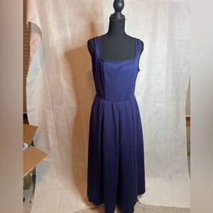 Classic Square-Neck Sleeveless Midi Dress in Navy